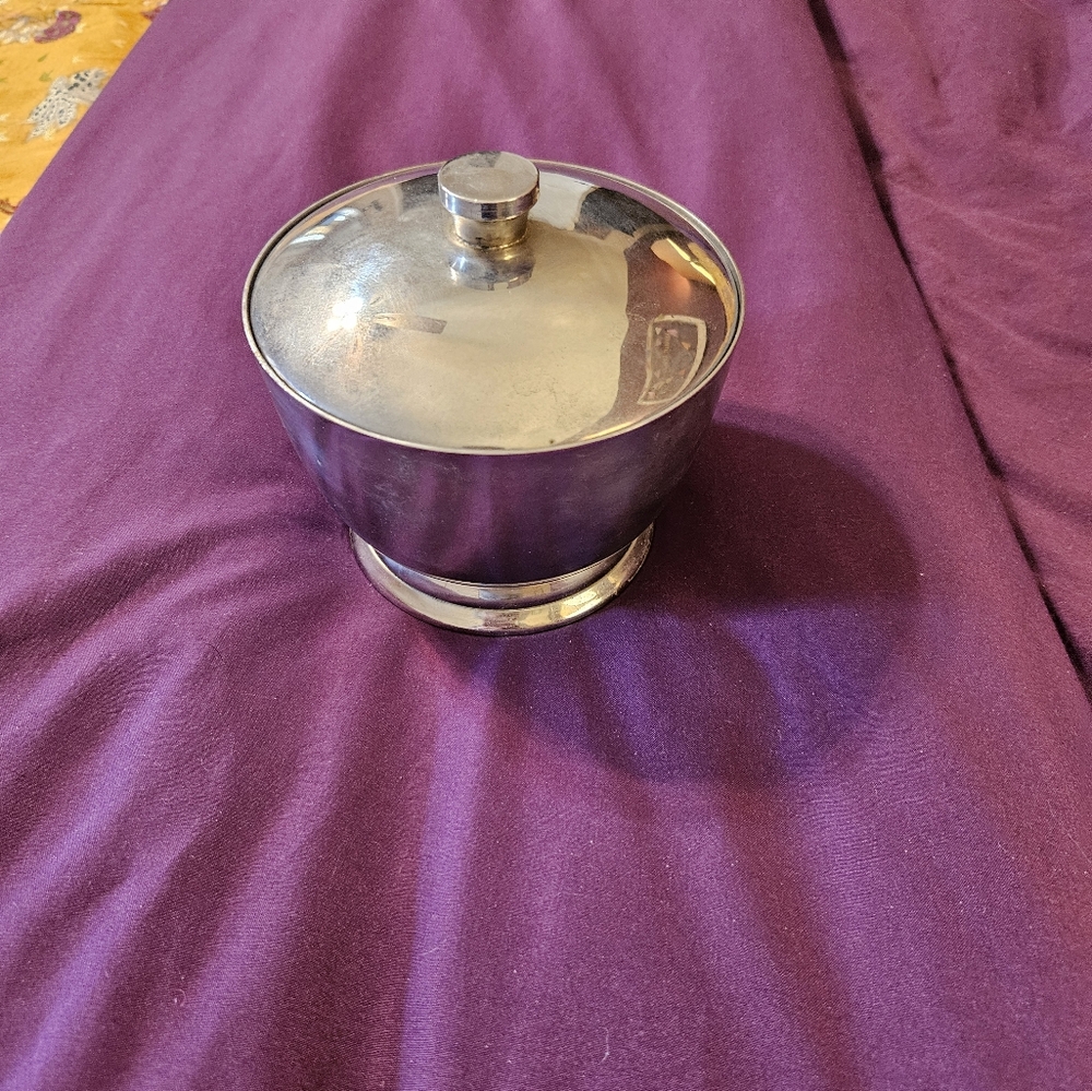 Stainless Jar With Lid